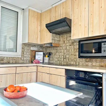 Maison Familiale A Sanary, En Pleine Pinede Villa *
