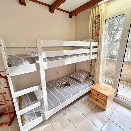 Villa Maison Familiale A Sanary, En Pleine Pinede *